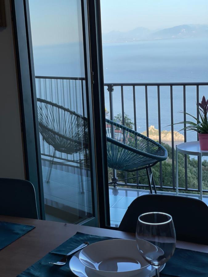 Seaview Apartments Furore Buitenkant foto